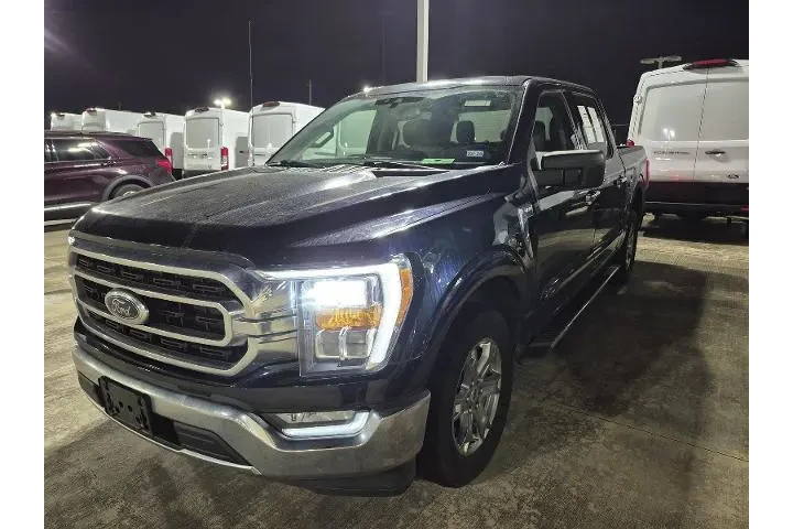 $32486 : Ford F-150 2021 4x2 XLT 4dr image 1