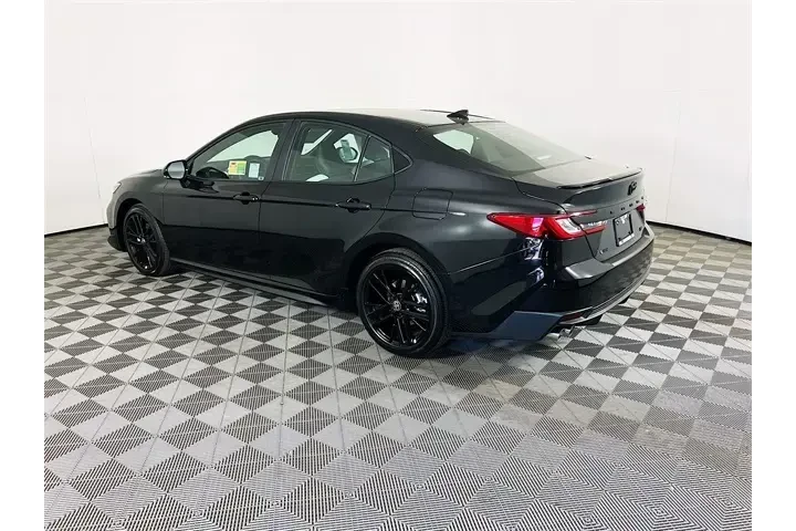 $33500 : Toyota Camry 2025 SE 4dr Sed image 5