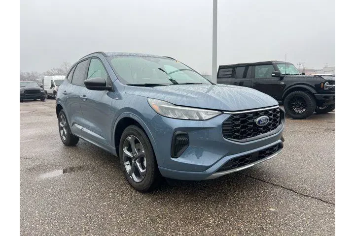 $25899 : Ford Escape 2024 AWD ST-Line image 3