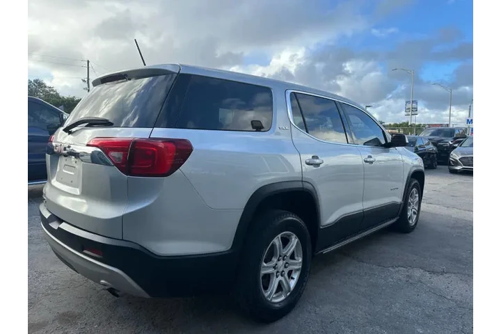 $10850 : 2018 GMC Acadia SLE-1 image 6