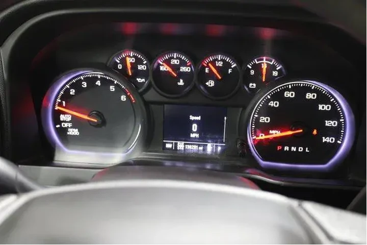 $32982 : Chevrolet Silverado 1500 202 image 10