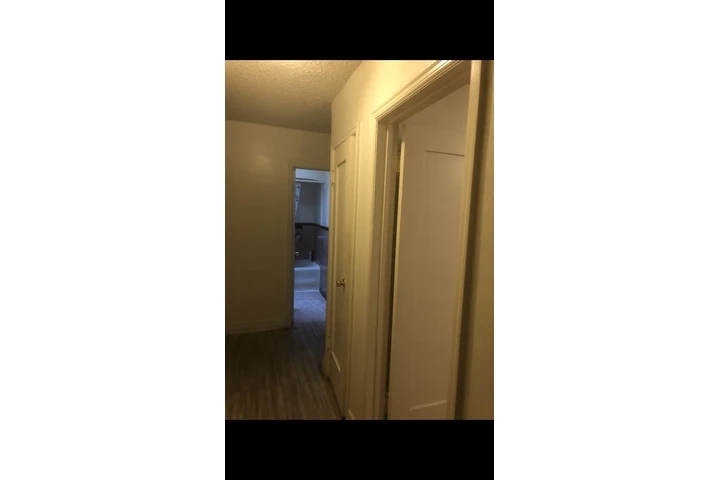 $725 : Rentó Cuarto a Mujer Bell CA image 2