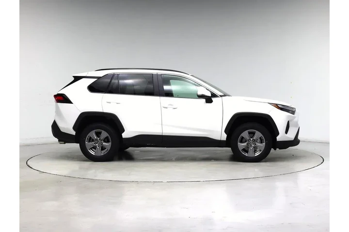 $24998 : Toyota RAV4 2022 XLE 4dr SUV image 7