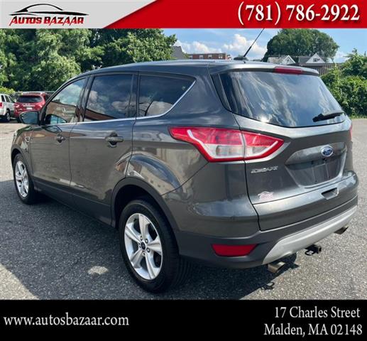 $7900 : Used 2015 Escape FWD 4dr SE f image 4