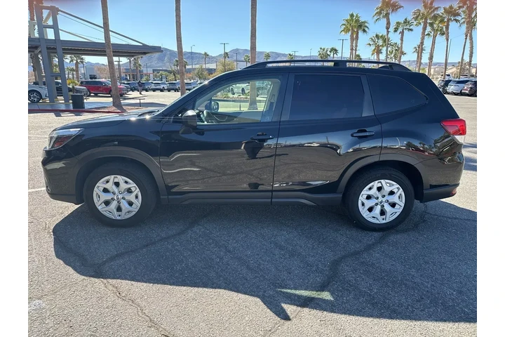 $23055 : Subaru Forester 2021 AWD Bas image 8