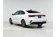 $18998 : Kia Forte 2023 LXS 4dr Sedan thumbnail