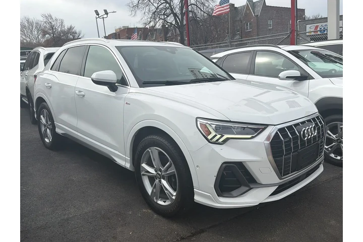 $21977 : Audi Q3 2020 AWD quattro S l image 3