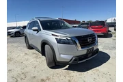 $34999 : Nissan Pathfinder 2025 SL 4d thumbnail