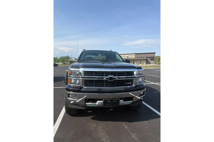 $9900 : 2015 Silverado 1500 LT Z71 4x4 image 1