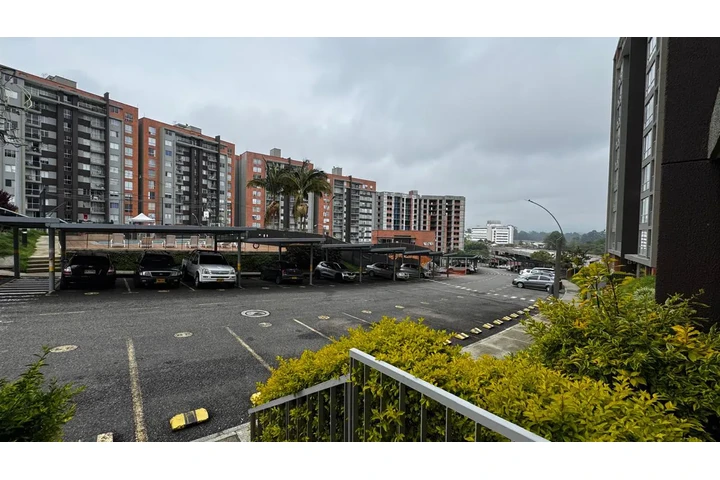 $360000000 : excelente ubicación image 1