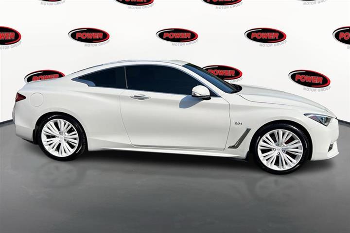 $20895 : Used 2017 Q60 2.0t Premium AW image 3