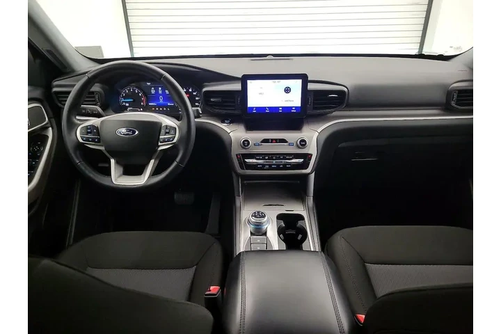 $21998 : Ford Explorer 2023 AWD XLT 4 image 9