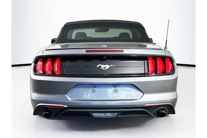 $17981 : Ford Mustang 2021 EcoBoost P image 5