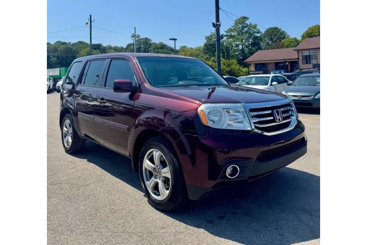 $8900 : 2015 Pilot EX image 2