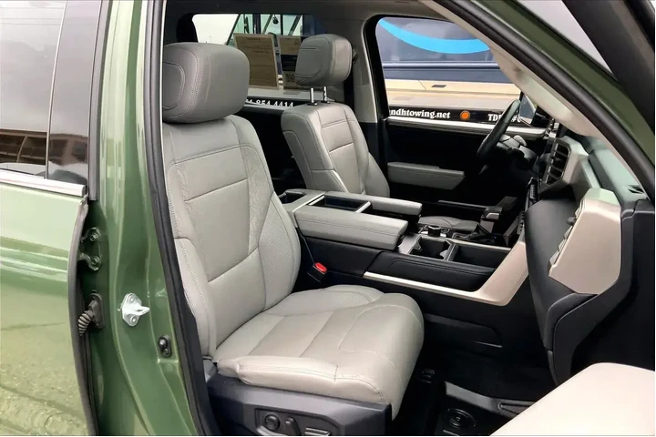 $39790 : Toyota Tundra 2023 4x4 Limit image 8