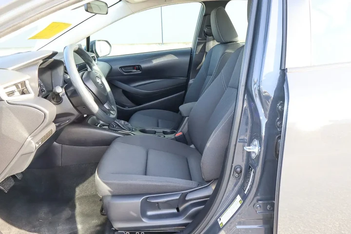 $20988 : 2025 Corolla LE CVT image 7