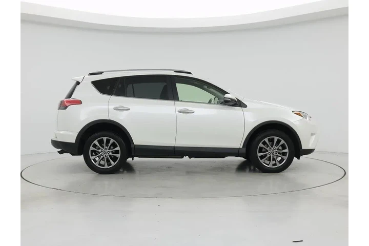 $22998 : Toyota RAV4 2018 AWD Limited image 7