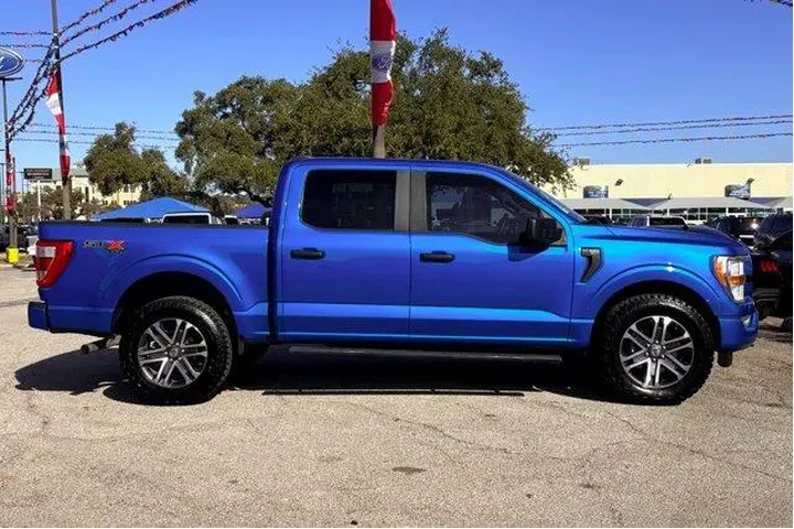 $33977 : Ford F-150 2021 4x4 XL 4dr S image 4