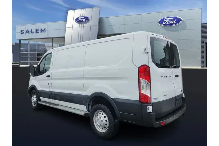$39989 : Ford Transit 2023 AWD 250 3d image 4