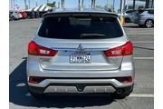 $18995 : Mitsubishi Outlander Sport 2 thumbnail