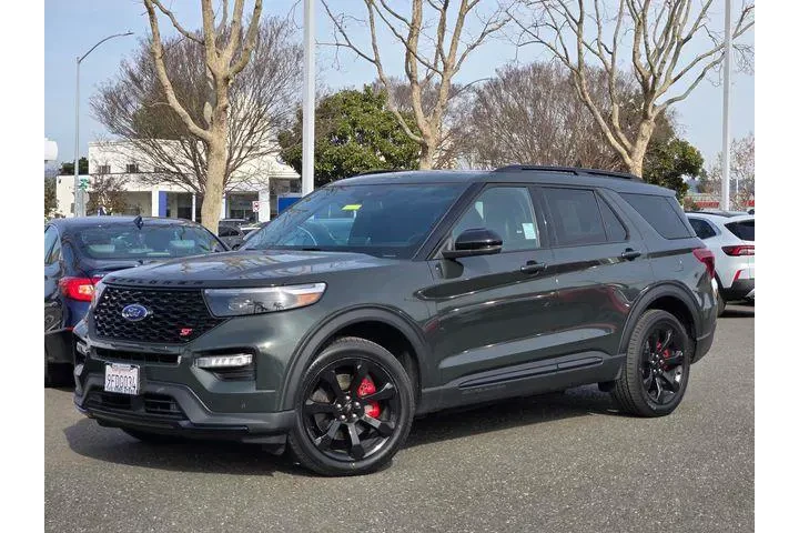 $39457 : Ford Explorer 2023 AWD ST 4d image 2