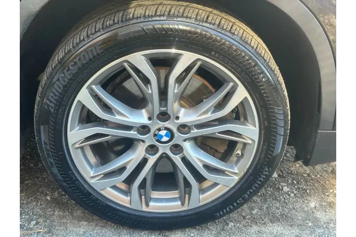 $12990 : 2017 BMW X1 xDrive28i image 8