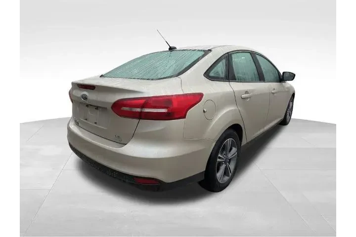 $8995 : Ford Focus 2018 SE 4dr Sedan image 4