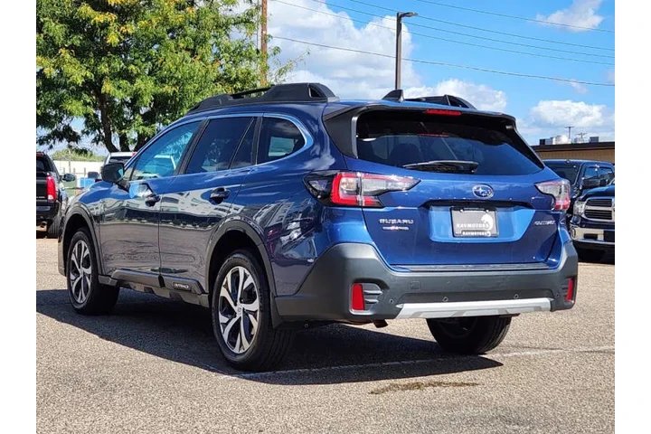 $18995 : 2022 Outback Limited image 9