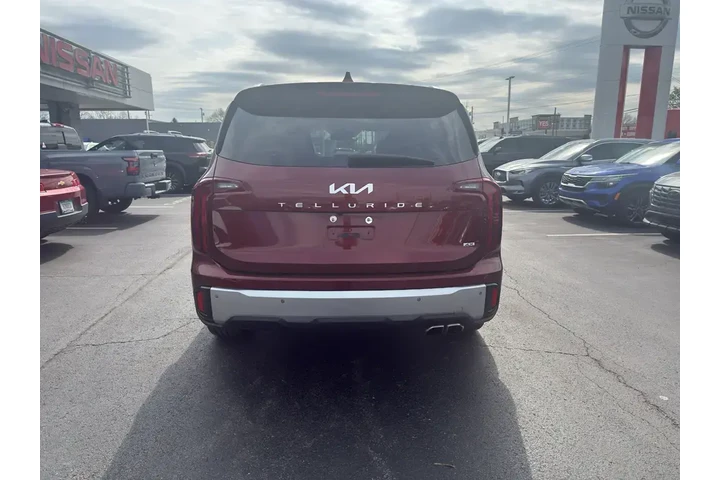 $33995 : Kia Telluride 2024 AWD S 4dr image 9