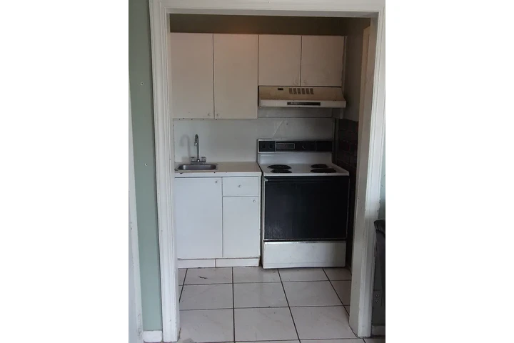 $1050 : Se Alquila Bueno Bonito Barato image 1