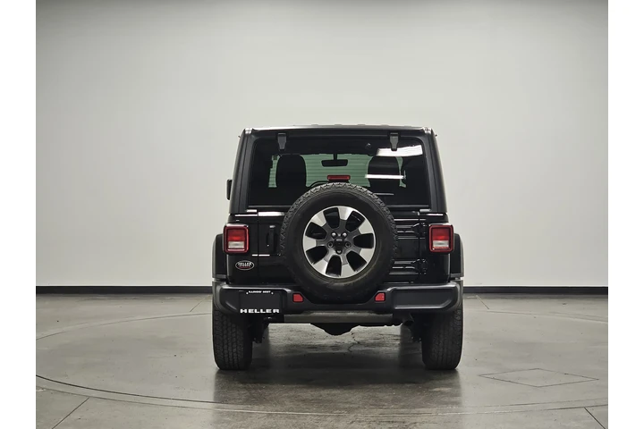 $32462 : Jeep Wrangler Unlimited 2022 image 2