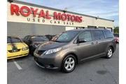 2012 Sienna LE 8-Passenger en Baltimore