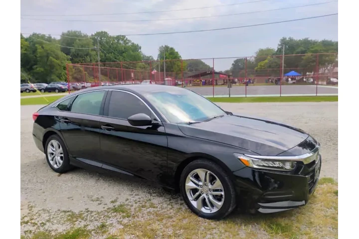 $1 : 2020 Accord LX image 4