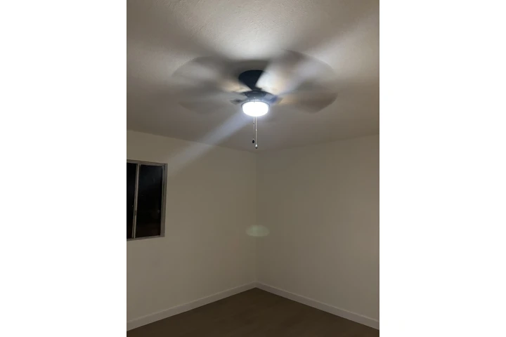 $1150 : Rento image 4