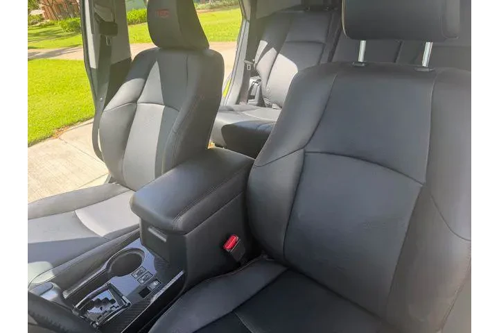 $32829 : Toyota 4Runner 2017 4x4 TRD image 5