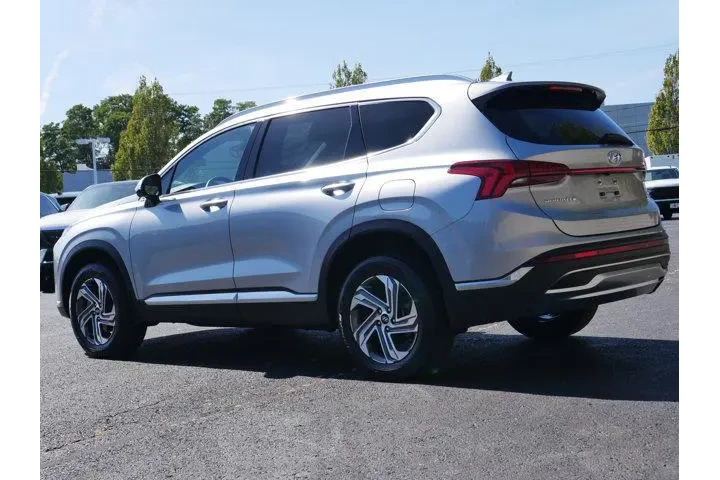 $27777 : Hyundai SANTA FE 2023 AWD SE image 4