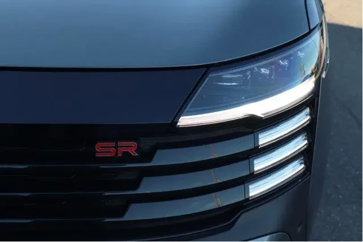 $23879 : Nissan Kicks 2025 AWD SR 4dr image 9