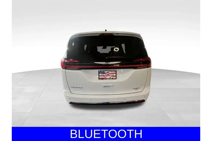 $27938 : Chrysler Pacifica 2024 Touri image 5