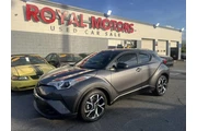 $16900 : 2019 C-HR XLE thumbnail