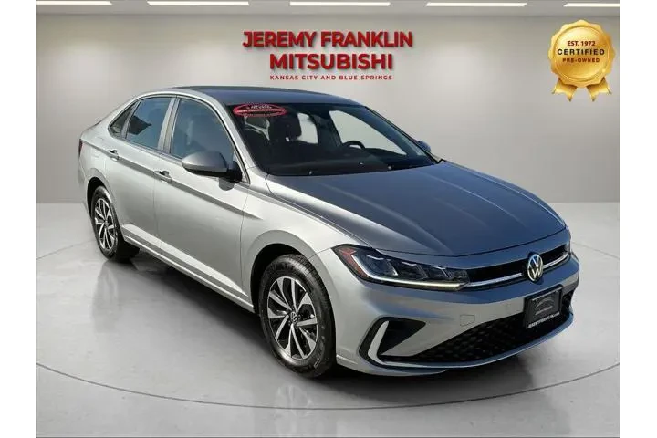 $21788 : Volkswagen Jetta 2025 S 4dr image 1