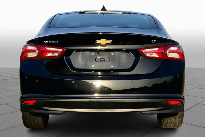 $21677 : Chevrolet Malibu 2024 LT 4dr image 5