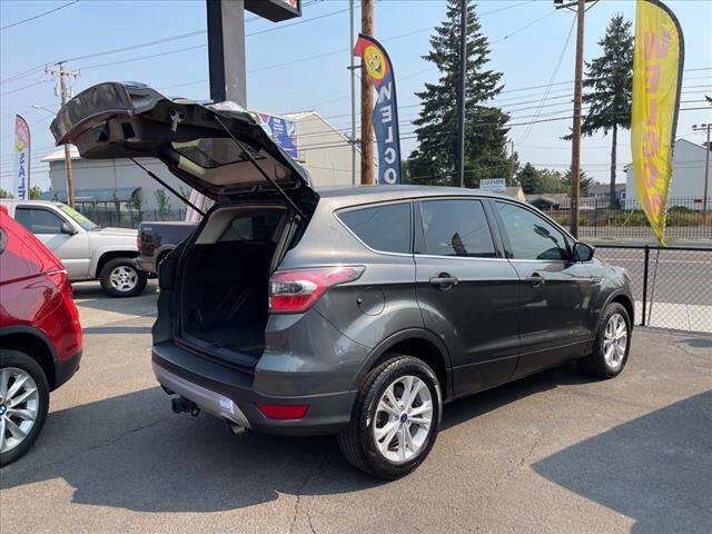 $9995 : 2017 Escape SE image 10