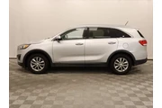 $12181 : Kia Sorento 2017 AWD LX V6 4 thumbnail