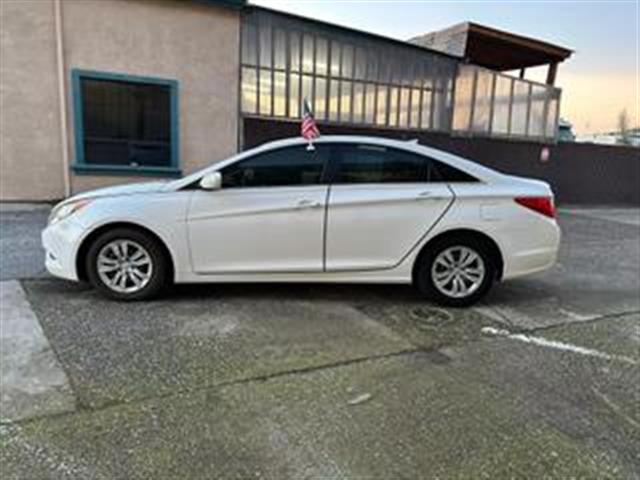 $12995 : 2013 HYUNDAI SONATA image 9