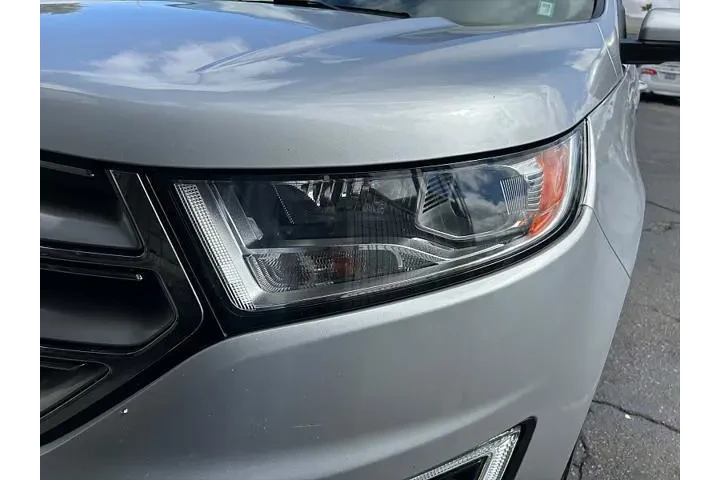 $16995 : Ford Edge 2018 SEL 4dr Cross image 10