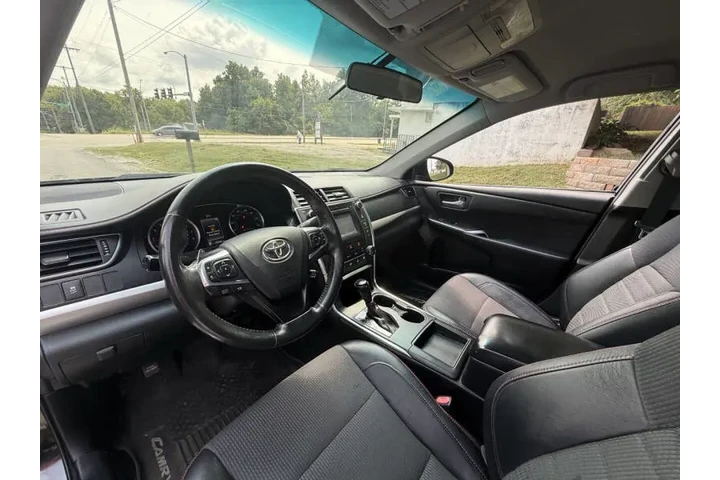 $6999 : 2017 Camry SE image 9