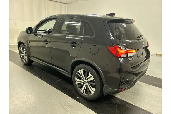 $17857 : Mitsubishi Outlander Sport 2 image 7