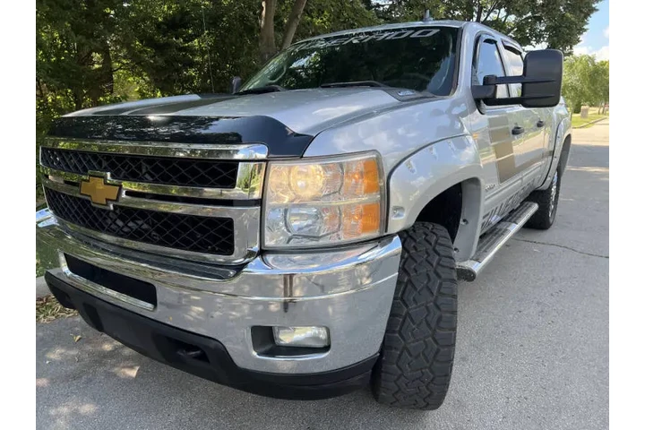 $19995 : 2014 Silverado 2500HD LT image 1