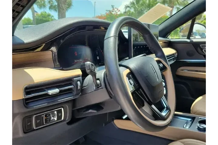 $28990 : Lincoln Corsair 2023 Reserve image 8