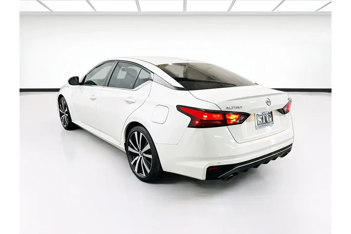 $18480 : Nissan Altima 2022 2.5 SR 4d image 5